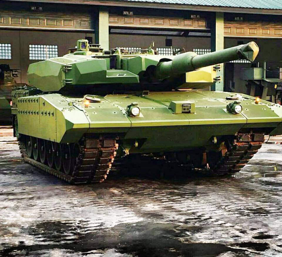 Indonesian Leopard-2RI MBT .jpg