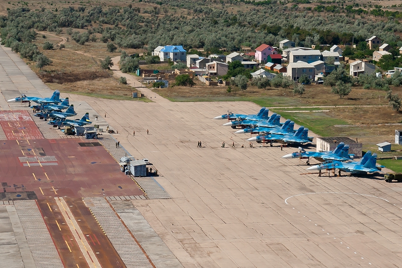 Russian_Naval_Aviation_aircraft_at_Novofedorovka_airbase.jpg