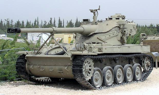 AMX-13-Latrun_Museum.jpg