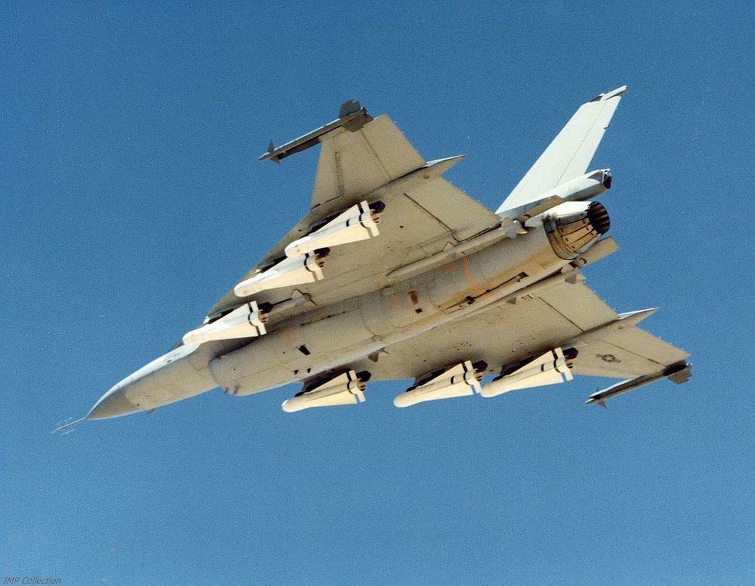 F-16XL