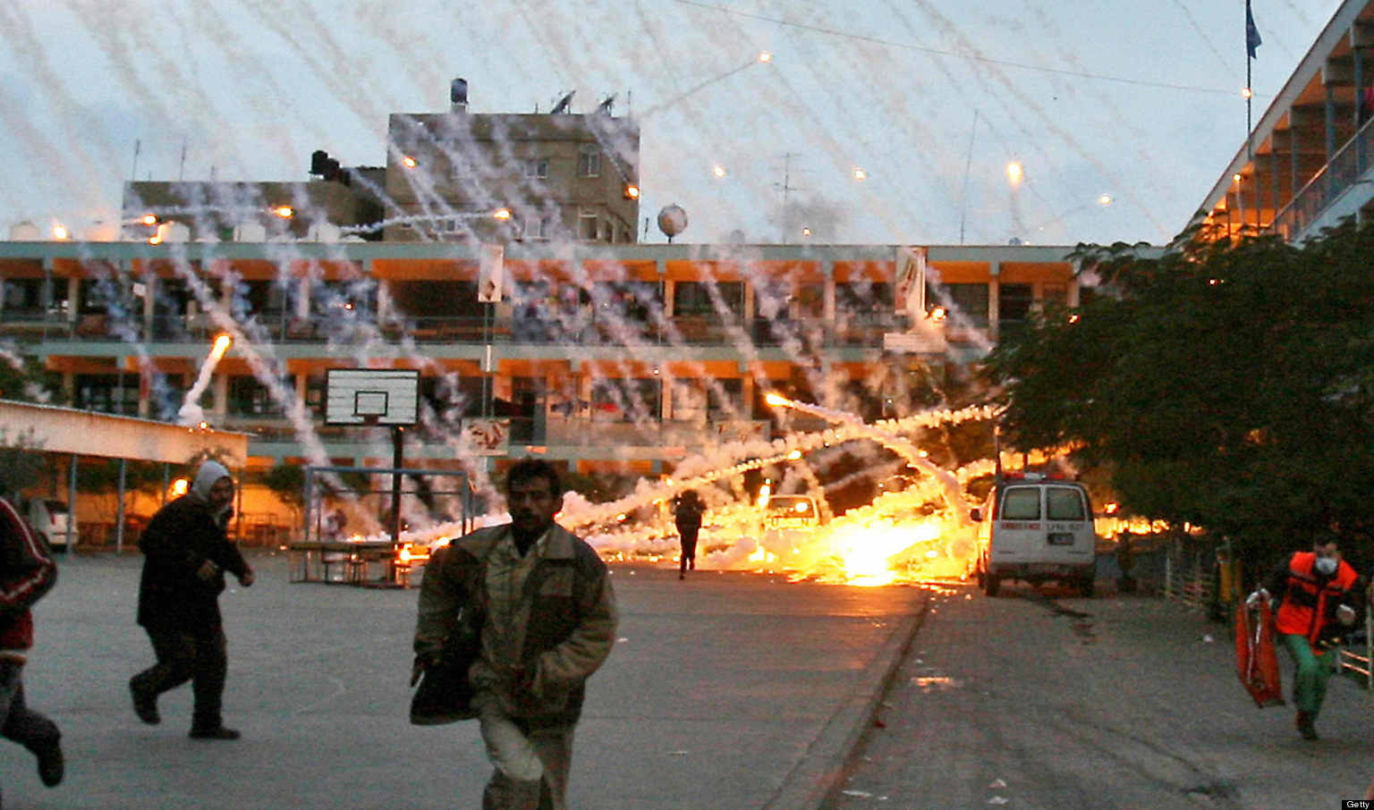 o-ISRAEL-WHITE-PHOSPHOROUS-facebook.jpg