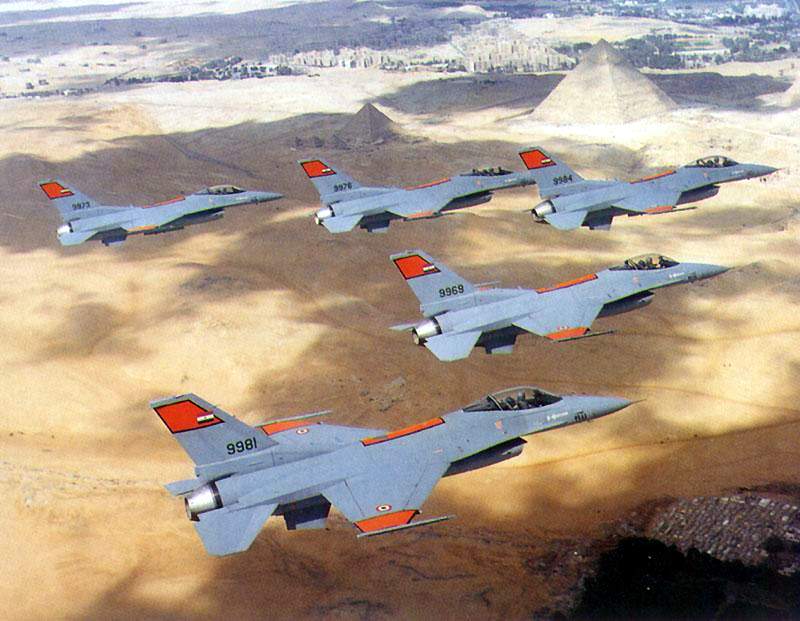 fighterjetsworld.com
