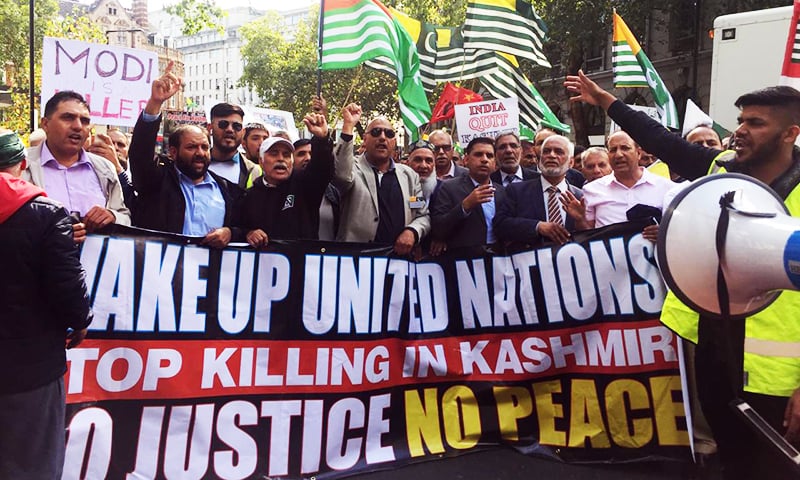 Protesters chant slogans against Indian Prime Minister Narendera Modi in London on Tuesday. — Photo by Atika Rehman