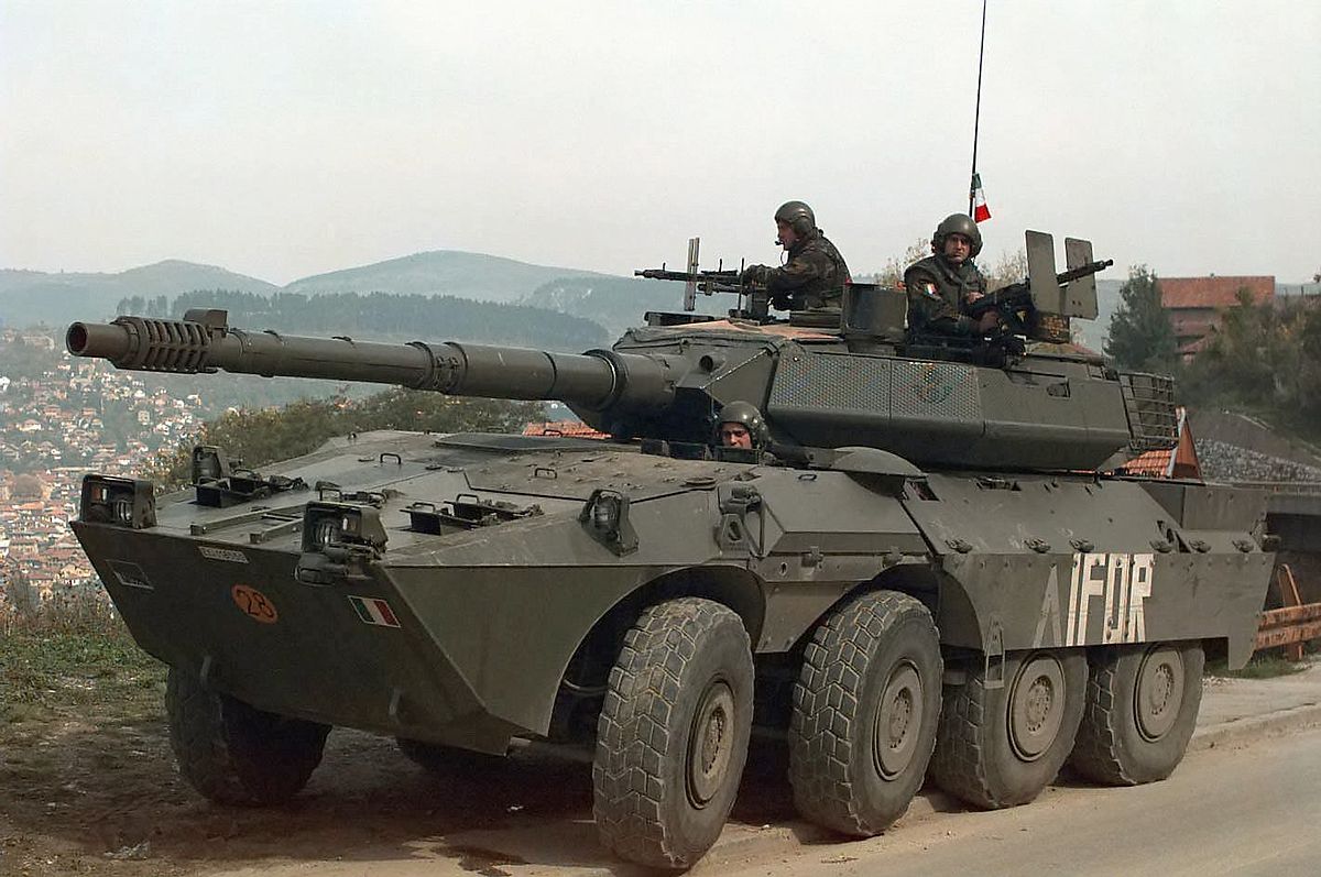 1200px-Centauro01.JPEG