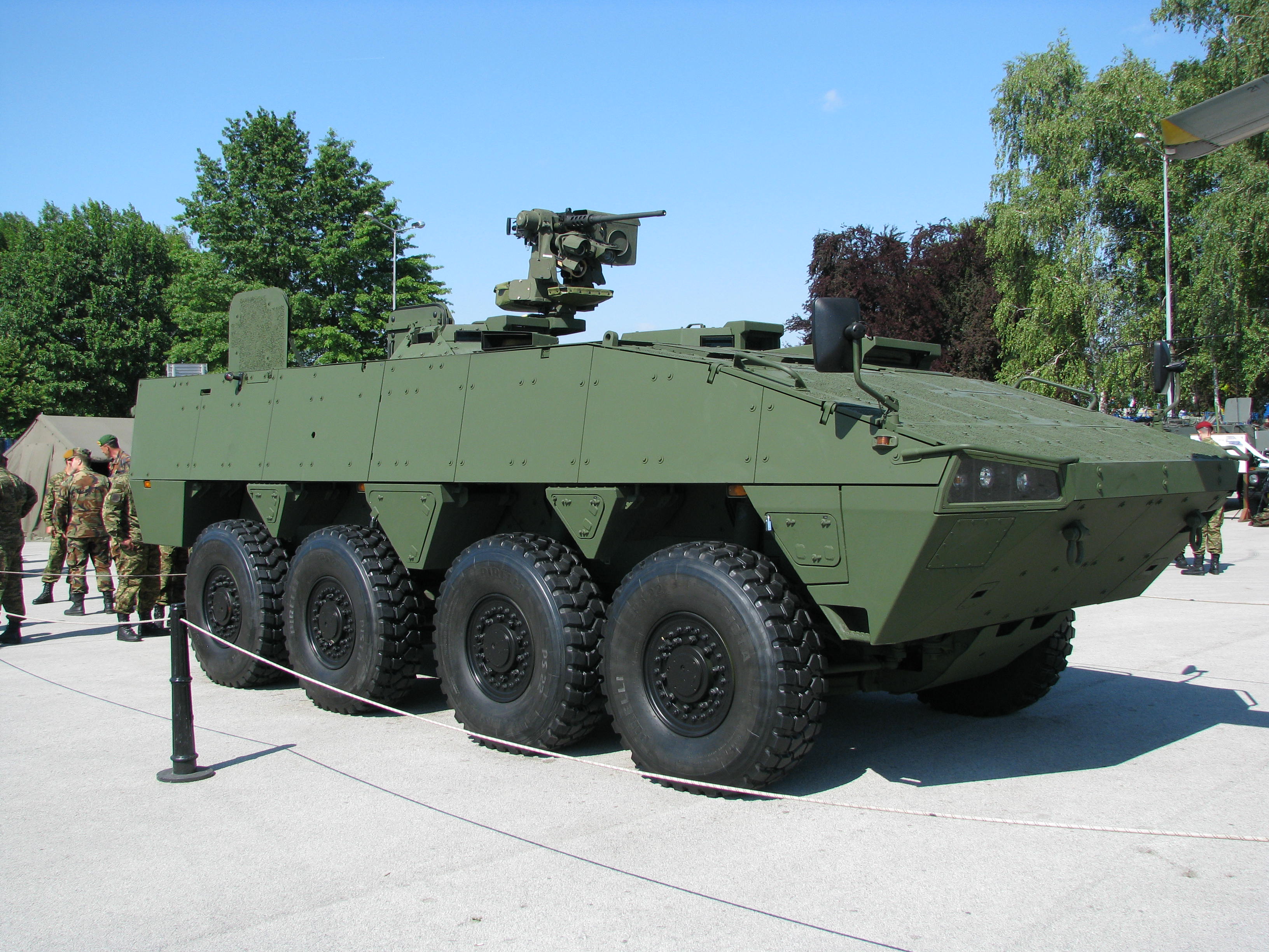 Patria_AMV_Karlovac_2009_8.jpg