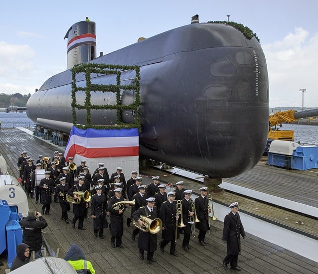 www.defenceweb.co.za