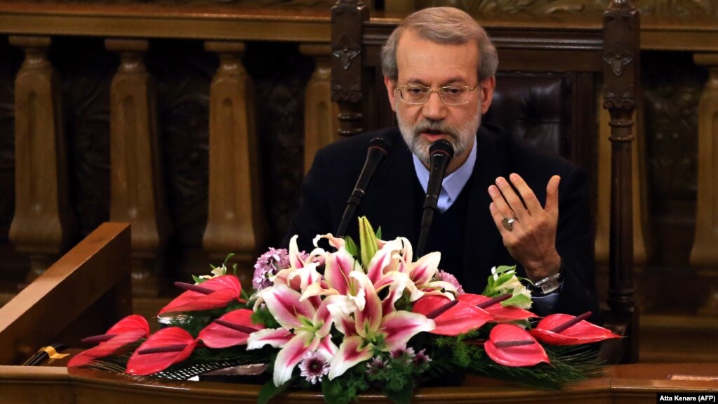 Iranian Parliament speaker Ali Larijani (file photo)