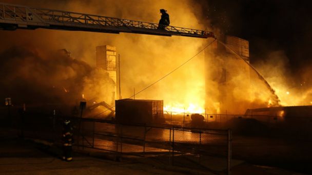 AP_Baltimore_fire_bc_150427_16x9_608.jpg