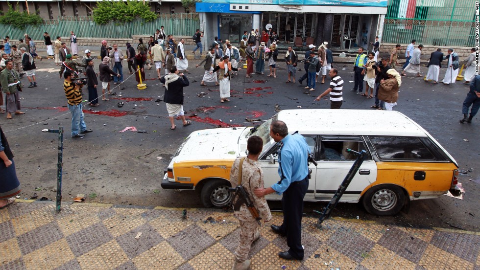 141009132448-yemen-explosion-horizontal-large-gallery.jpg