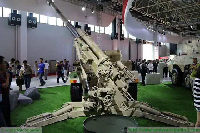 SH-4_122mm_4x4_wheeled_self-propelled_howitzer_Norinco_China_Chinese_defense_industry_640_002.jpg
