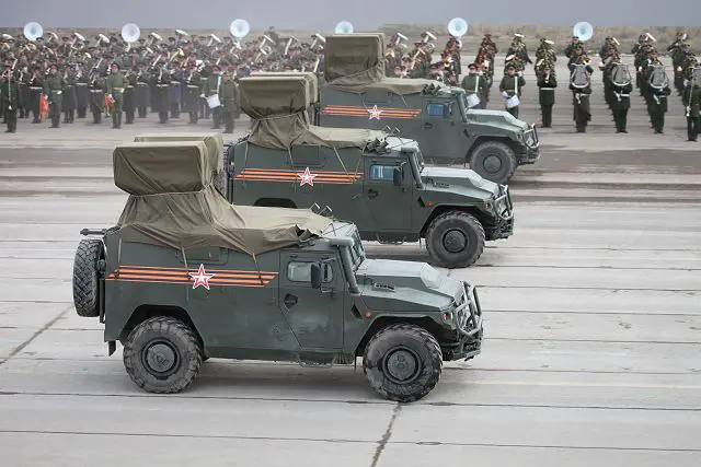 Tigr-M_Tigr_Kornet-D_Kornet-EM_4x4_anti-tank_missile_carrier_armoured_vehicle_Russia_russian_army_001.jpg