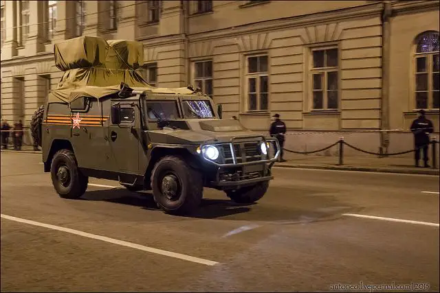 Tigr-M_Tigr_Kornet-D_Kornet-EM_4x4_anti-tank_missile_carrier_armoured_vehicle_Russia_russian_army_004.jpg