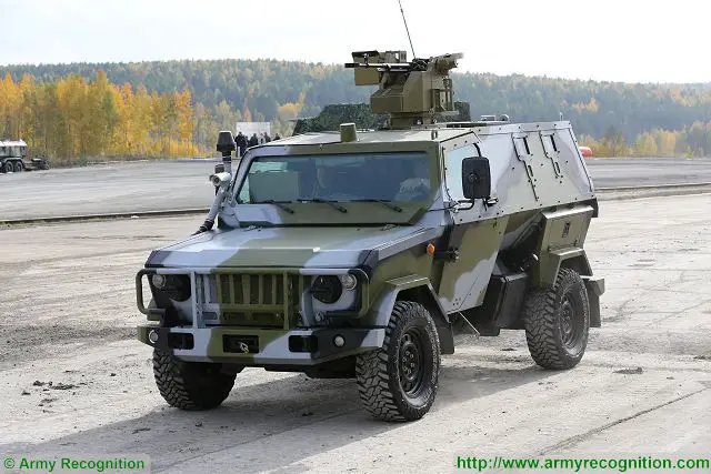 Skorpion_LShA-2B_4x4_light_tactical_armoured_vehicle_Zashchita_Russia_Russian_army_military_equipment_640_001.jpg