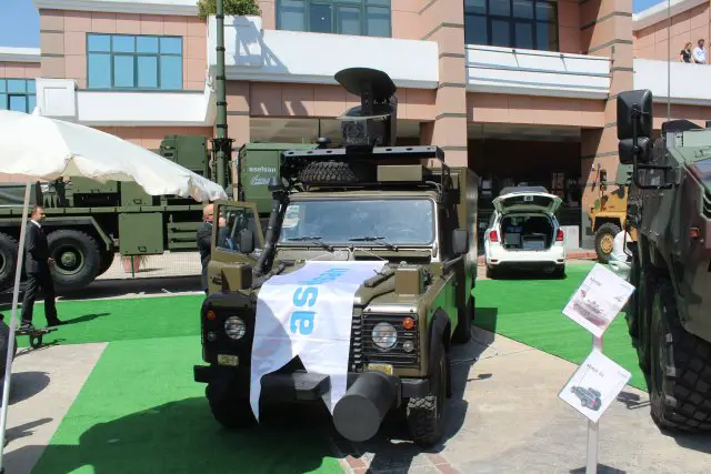 Aselsan_showcases_its_anti-IED_solution_with_EJDERHA_(HPEM)_EMP_system_at_IDEF_2015_640_001.jpg