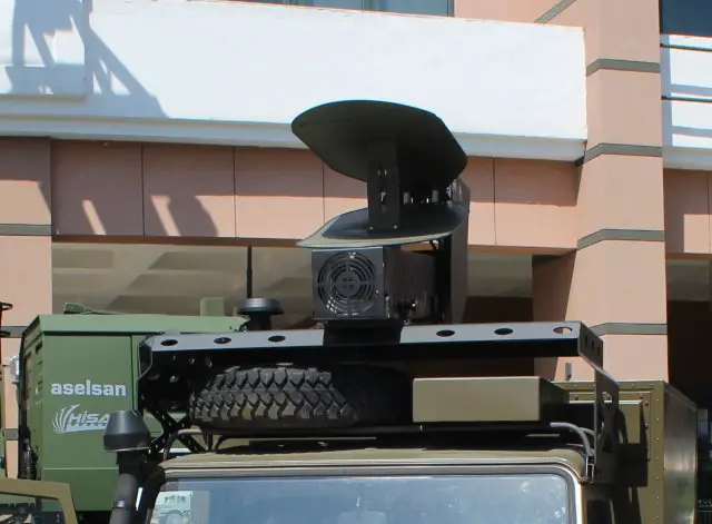 Aselsan_showcases_its_anti-IED_solution_with_EJDERHA_(HPEM)_EMP_system_at_IDEF_2015_640_002.jpg