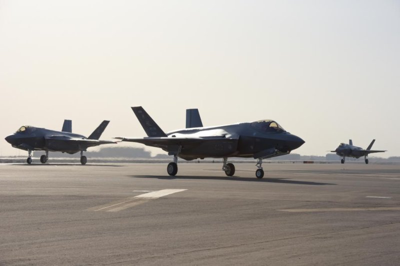 F-35As-deployed-to-Middle-East-for-first-time.jpg