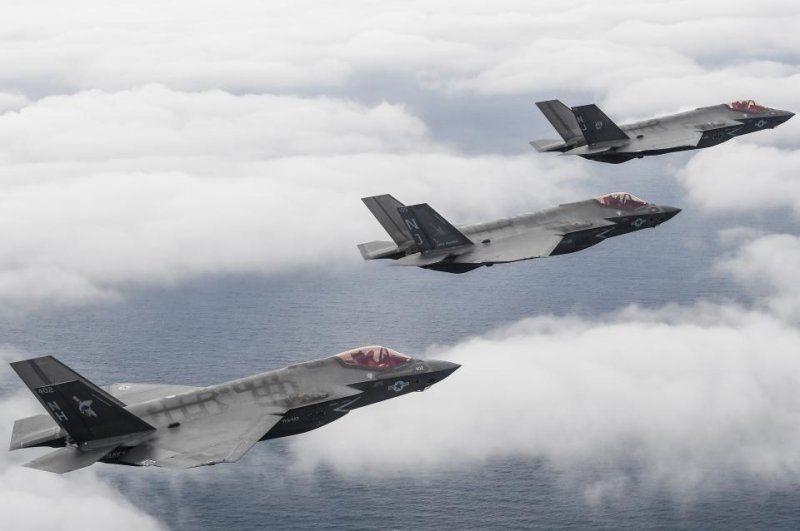 Navy-deactivates-Grim-Reaper-fighter-squadron-in-Florida.jpg