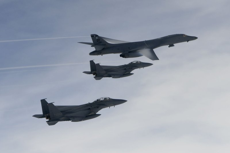 Air-Forces-B-1B-bombers-back-in-the-air-after-month-long-safety-inspection.jpg