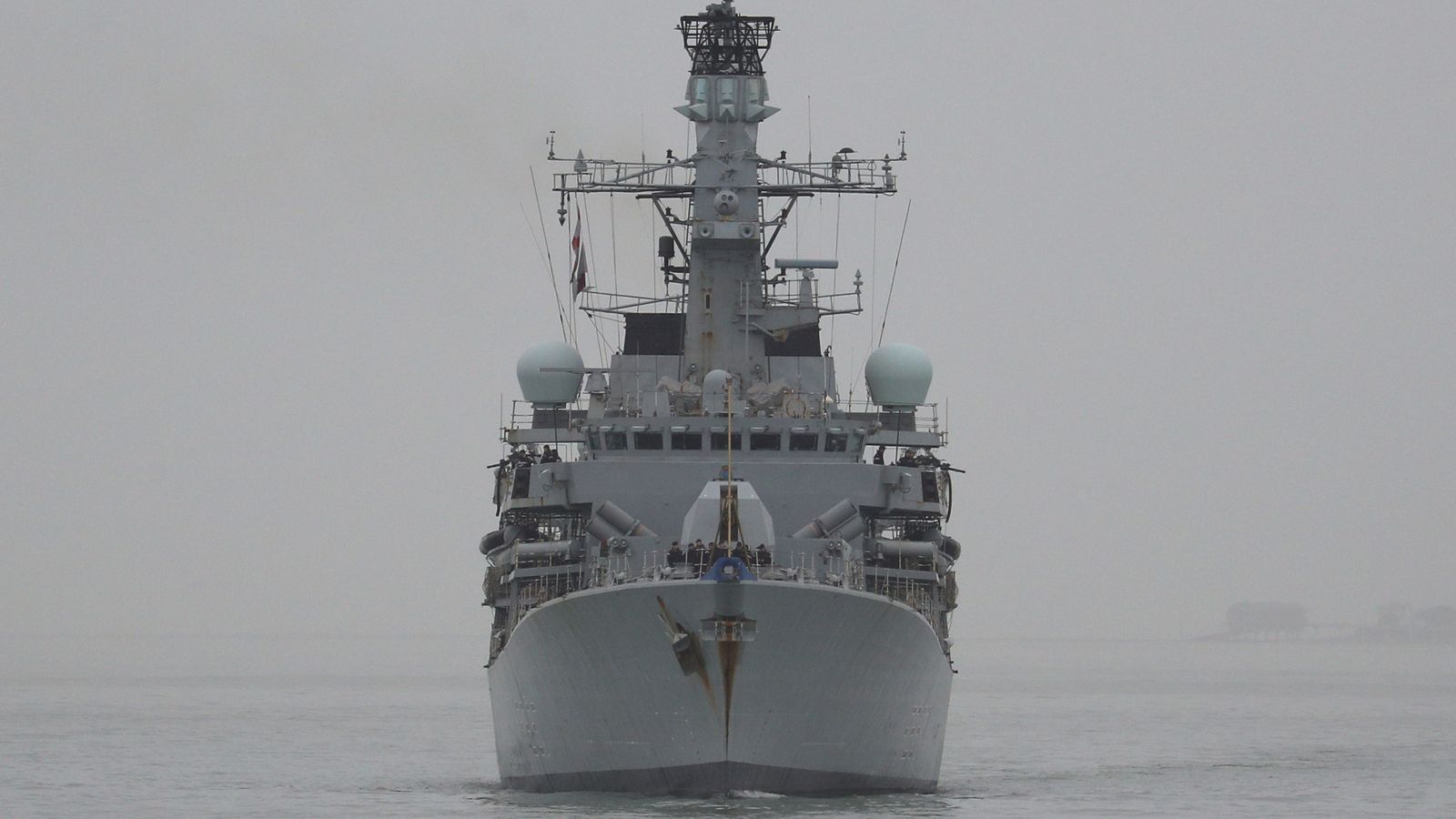 skynews-hms-westminster-royal-navy-frigate_5071575.jpg
