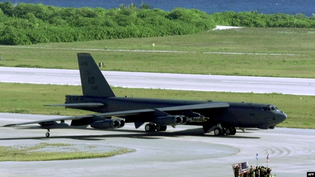 A B-52H Stratofortress bomber (file photo)