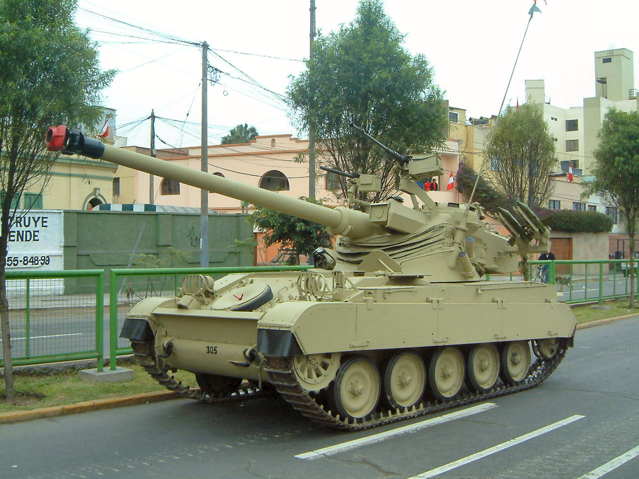 AMX-13-Peru-7.jpg