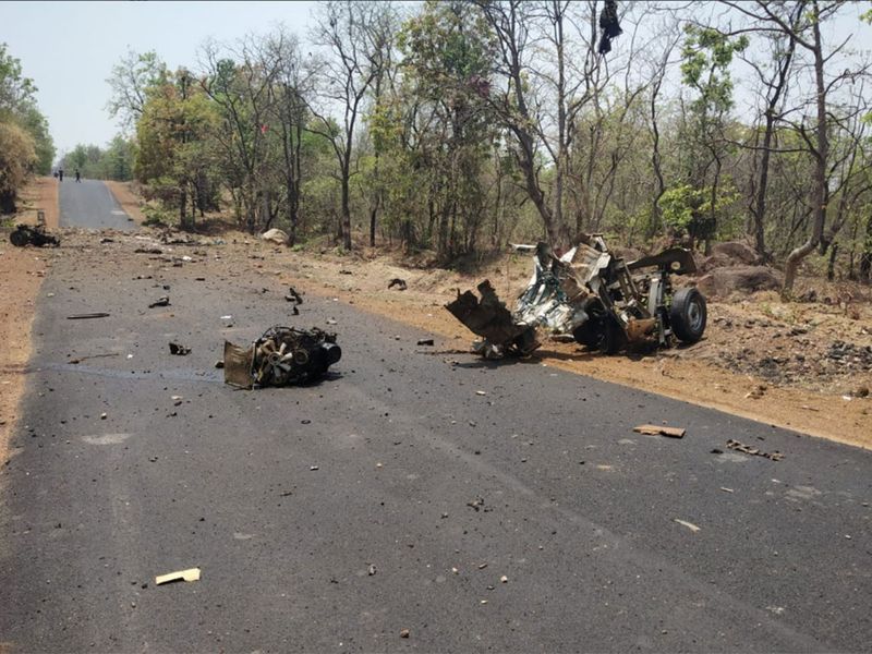Maoist rebels kill 16 commandos in India