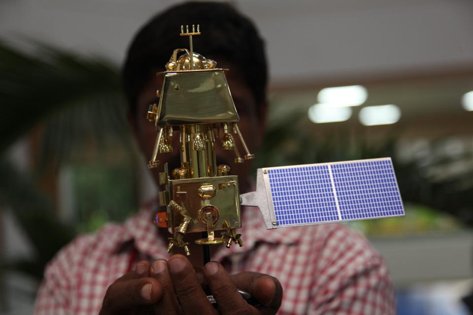 Scale Models of India's launches ambitious mission to the moon, special scale models on display