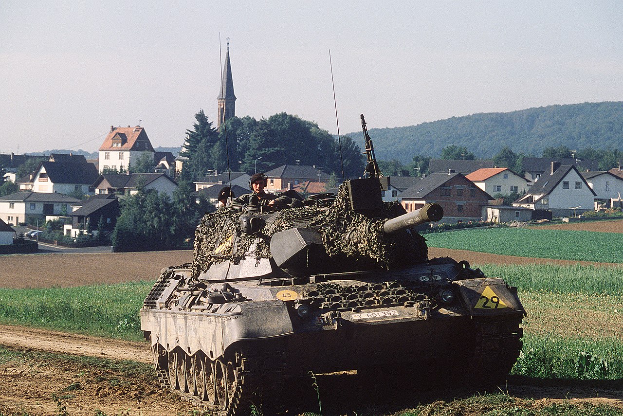 1280px-Leopard1_Bundeswehr_1983.jpg