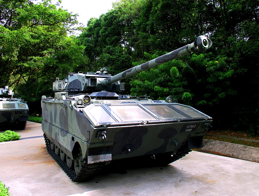 1024px-AMX-10PAC_90.jpg